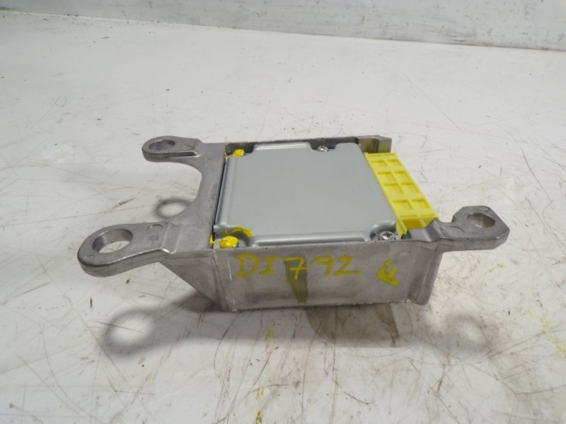 Recambio de centralita airbag para toyota rav 4 (a3) executive referencia OEM IAM 8917042330 8917042330 1503002041