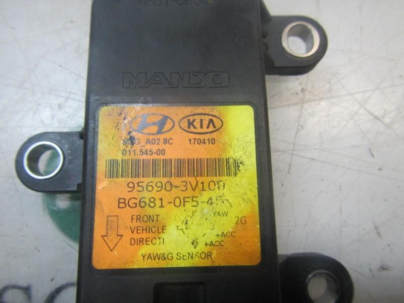 Recambio de modulo electronico para hyundai i40 1.7 crdi cat referencia OEM IAM 956903Z100 956903V100 