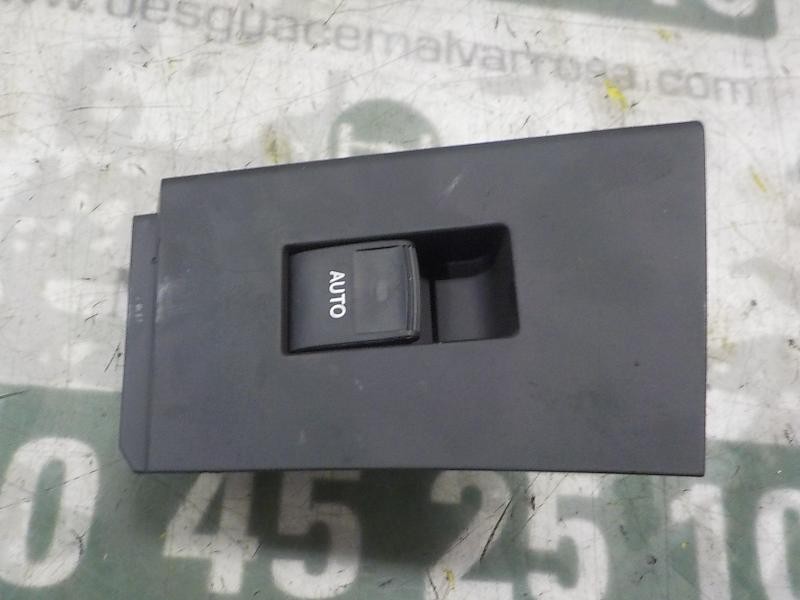 Recambio de mando elevalunas trasero derecho para toyota auris 1.8 16v (híbrido) referencia OEM IAM 8481002140  