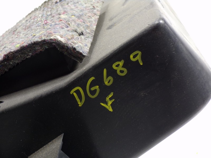 Recambio de guantera para peugeot 308 1.6 hdi referencia OEM IAM 16108048ZD  