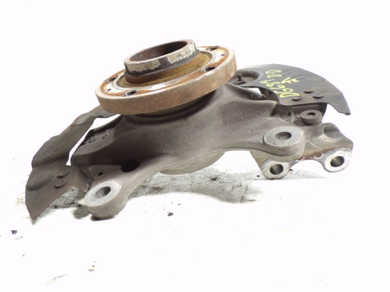 Recambio de mangueta delantera derecha para peugeot 308 1.6 hdi referencia OEM IAM 1610138080  