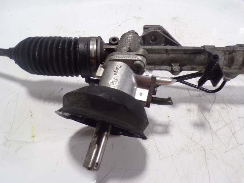 Recambio de cremallera direccion para peugeot 5008 2.0 blue-hdi fap referencia OEM IAM 4001X6  