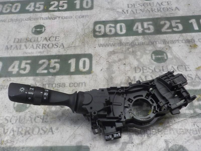 Recambio de mando luces para toyota auris 1.8 16v (híbrido) referencia OEM IAM 8414002720  