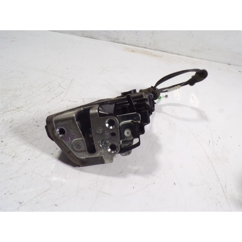 Recambio de cerradura puerta trasera izquierda para toyota rav 4 (a3) executive referencia OEM IAM 6906042021 9080715 9080715