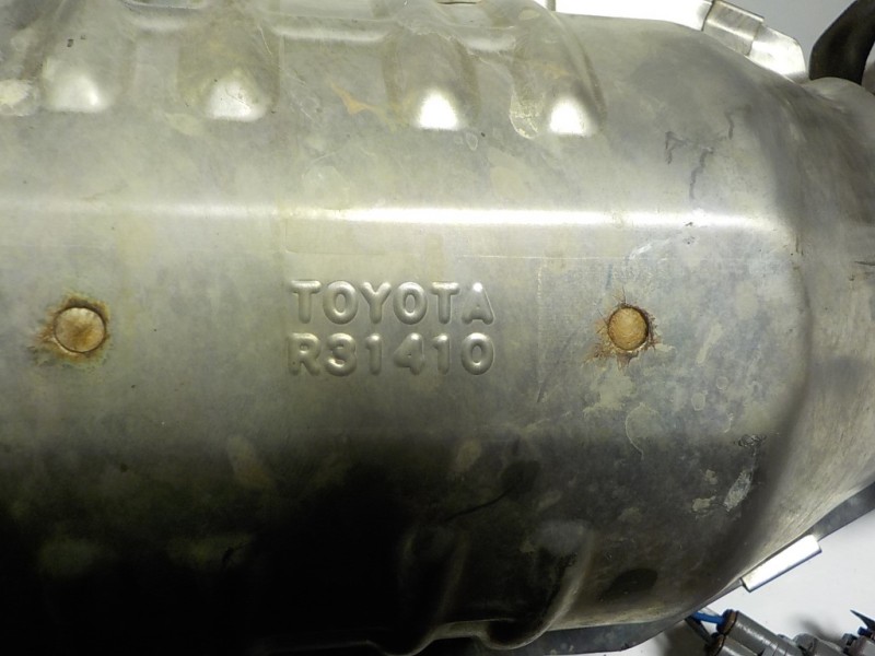 Recambio de catalizador para lexus rx 450h referencia OEM IAM  R31410 