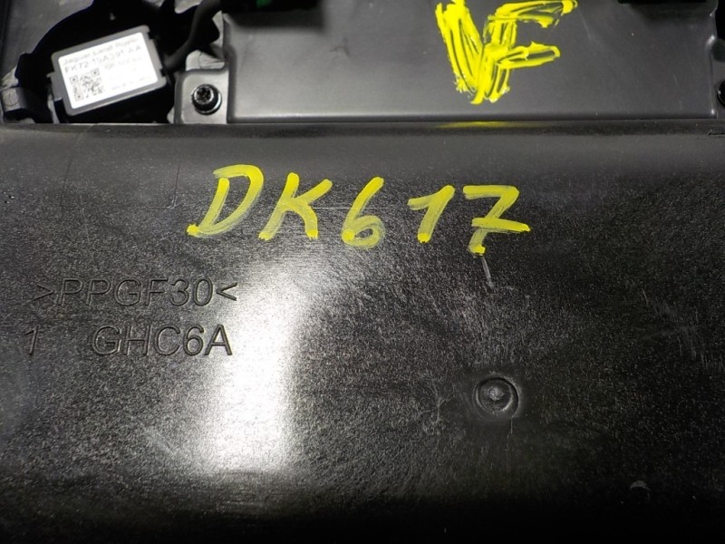 Recambio de piloto interior para land rover range rover evoque evoque referencia OEM IAM LR107966 HJ32519A5A8 HJ32519A5A8