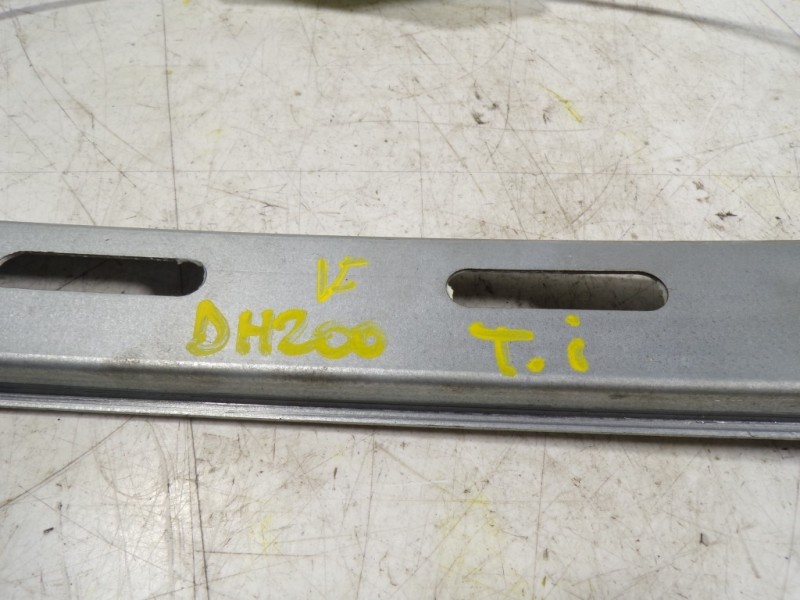 Recambio de elevalunas trasero izquierdo para hyundai i20 1.2 cat referencia OEM IAM 82450C7000 82450C7000 