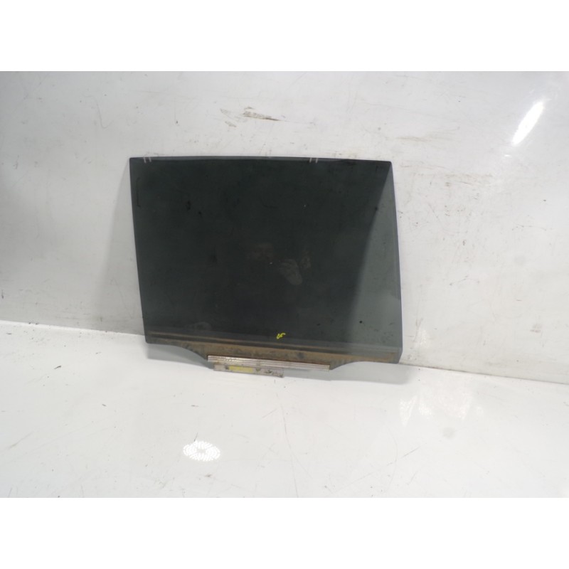 Recambio de cristal puerta trasero derecho para toyota rav 4 (a3) executive referencia OEM IAM 6810342130  