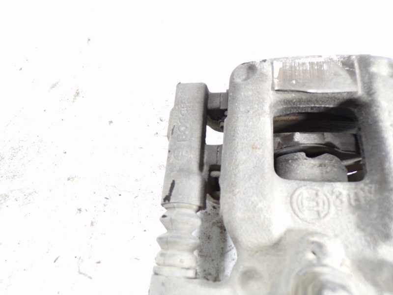 Recambio de pinza freno trasera izquierda para peugeot 308 1.6 hdi referencia OEM IAM 1608998880  
