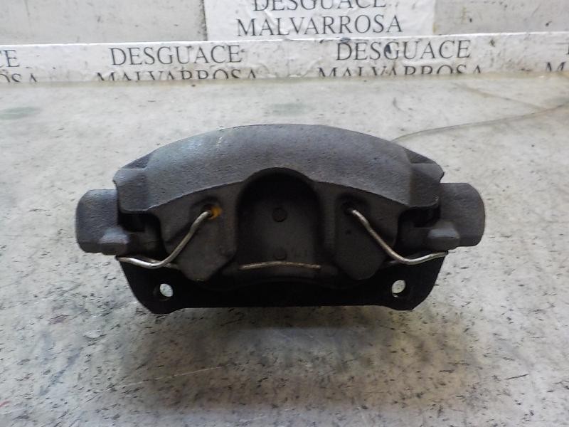 Recambio de pinza freno delantera derecha para volvo s60 berlina 2.4 diesel cat referencia OEM IAM 8251317  