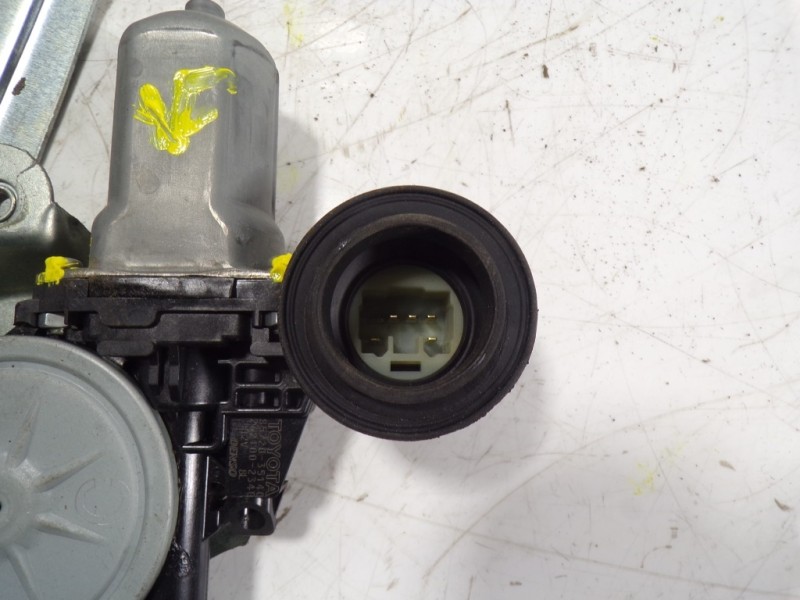 Recambio de elevalunas trasero derecho para toyota rav 4 (a3) executive referencia OEM IAM 6980342040 8572035140 2621002340