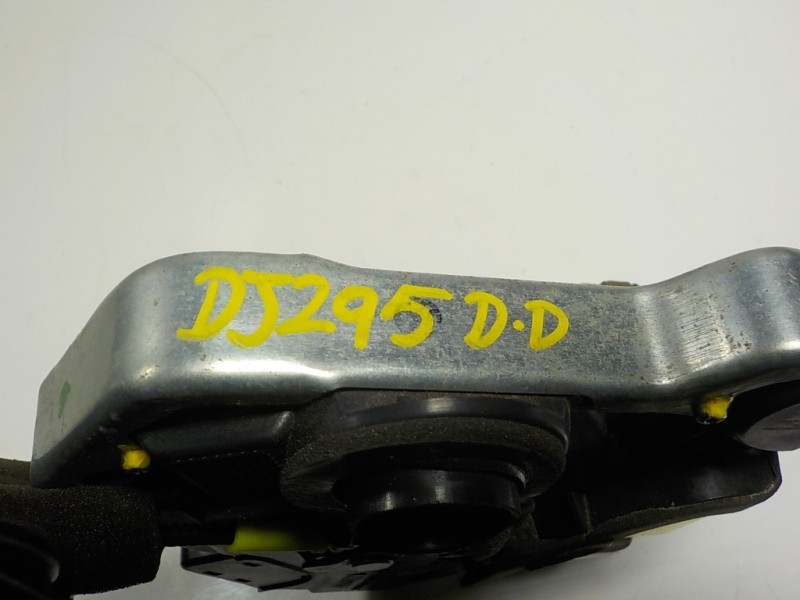 Recambio de cerradura puerta delantera derecha para lexus rx 450h referencia OEM IAM 6903060250 W42E1609 