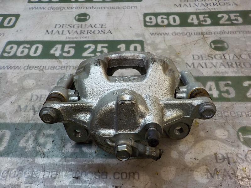 Recambio de pinza freno delantera derecha para toyota auris 1.8 16v (híbrido) referencia OEM IAM 4773002510  