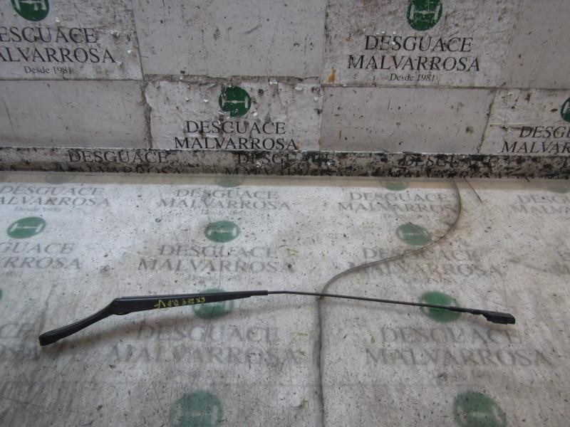 Recambio de brazo limpia delantero derecho para volkswagen caddy ka/kb (2k) furg. referencia OEM IAM 2K1955410A  