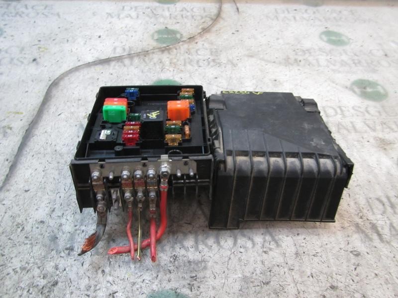 Recambio de caja reles / fusibles para volkswagen caddy ka/kb (2k) furg. referencia OEM IAM 1K0937125A  