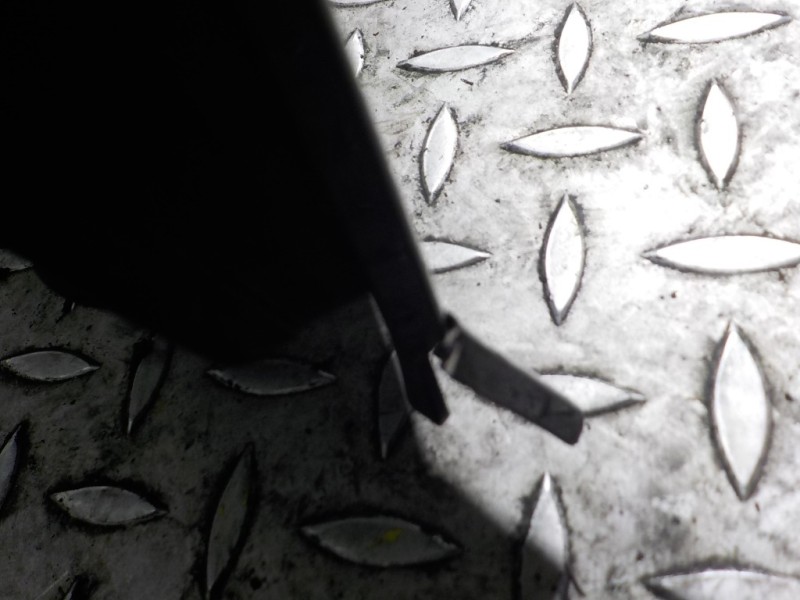 Recambio de porton trasero para land rover range rover evoque evoque referencia OEM IAM LR117319  