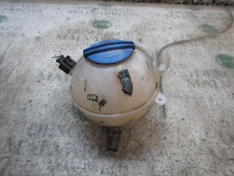 Recambio de deposito expansion para volkswagen caddy ka/kb (2k) furg. referencia OEM IAM 1K0121407A  