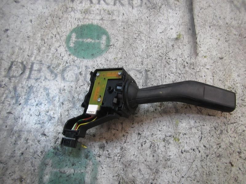Recambio de mando intermitentes para volkswagen caddy ka/kb (2k) furg. referencia OEM IAM 1K0953513E9B9  