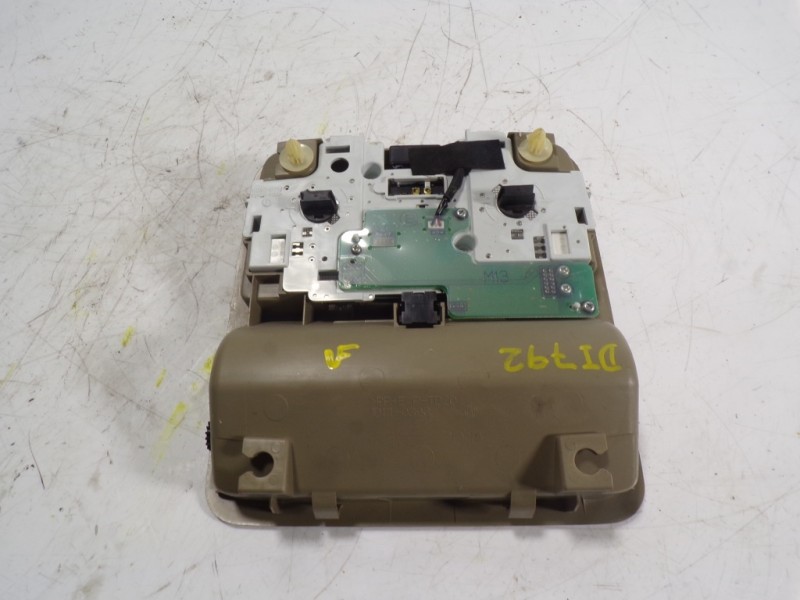 Recambio de piloto interior para toyota rav 4 (a3) executive referencia OEM IAM 8126042140E0  