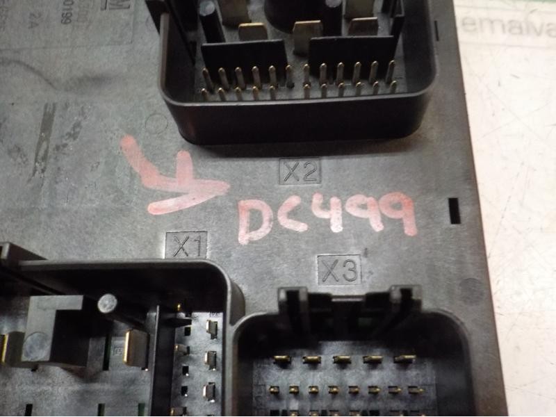 Recambio de caja reles / fusibles para opel insignia berlina cosmo referencia OEM IAM  1327588308MH 