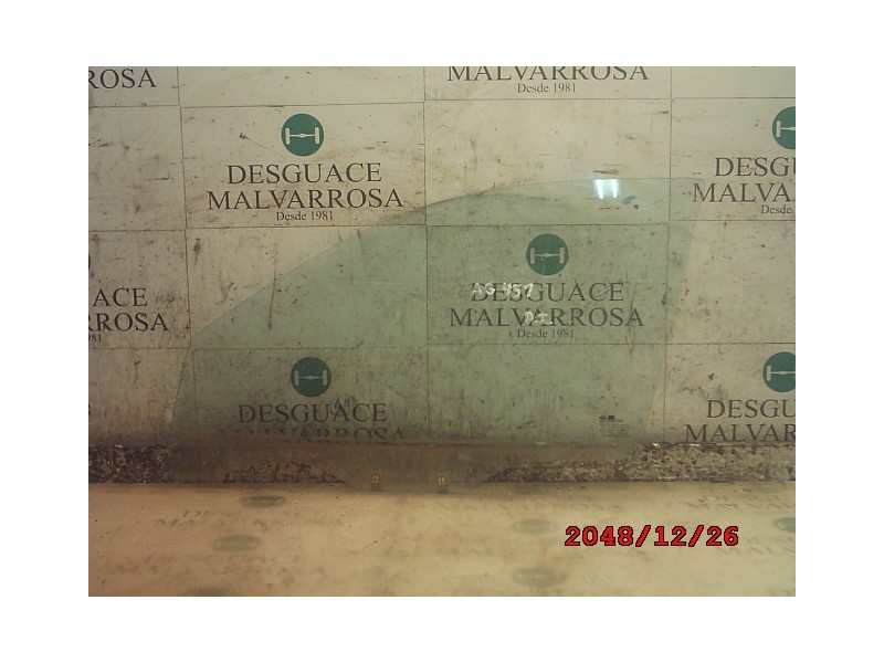 Recambio de cristal puerta delantero izquierdo para daewoo leganza 2.0 cdx referencia OEM IAM   