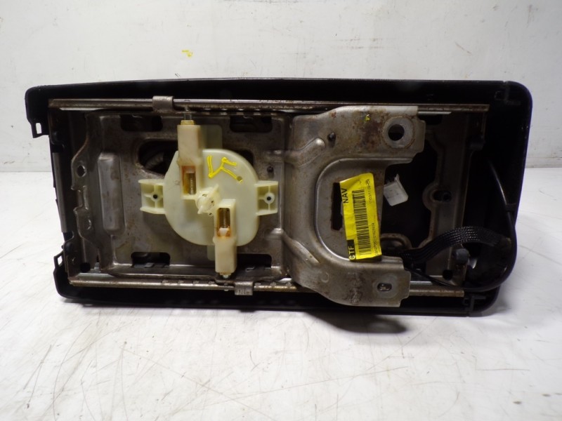 Recambio de apoyabrazos central para renault scenic iii 1.5 dci diesel fap referencia OEM IAM 969100071R 8127060101625934 