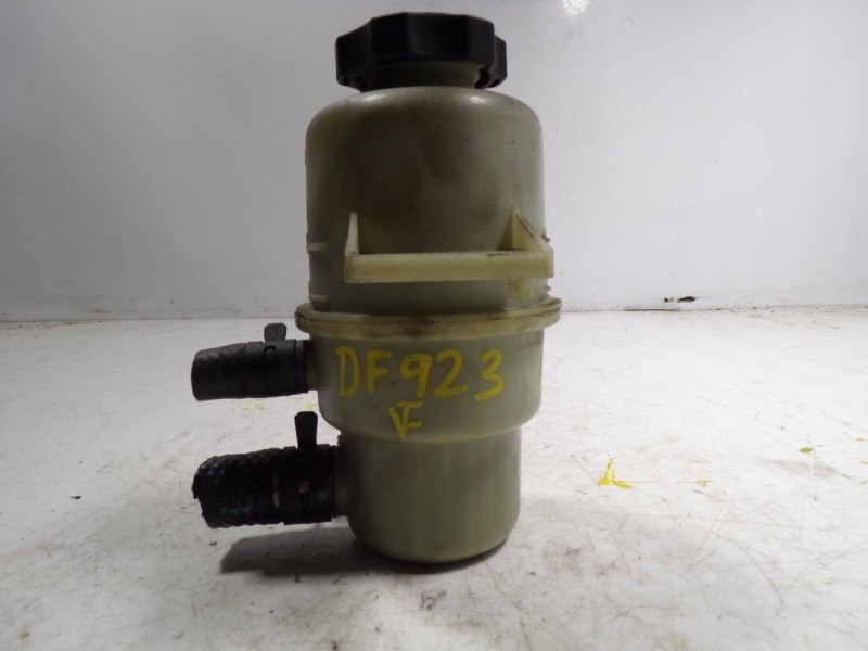 Recambio de deposito servo para lancia voyager (404) 2.8 16v jtdm cat referencia OEM IAM K04721497AC  