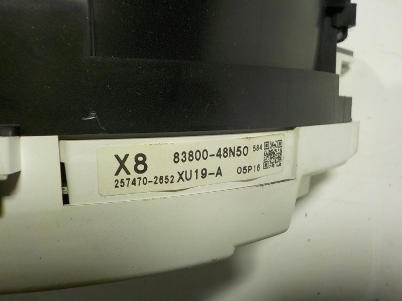 Recambio de cuadro instrumentos para lexus rx 450h referencia OEM IAM 8380048N50 8380048N50 2574702652