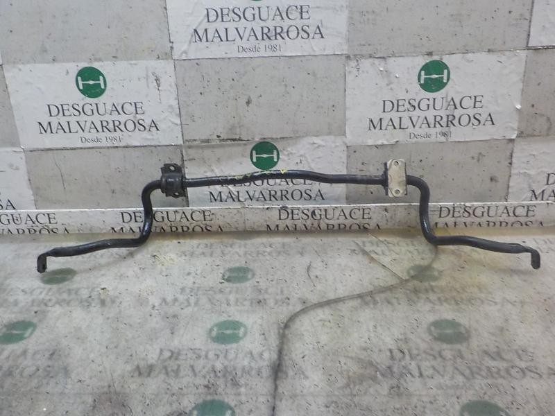 Recambio de barra estabilizadora delantera para ford fiesta (ccn) titanium referencia OEM IAM 1562799  