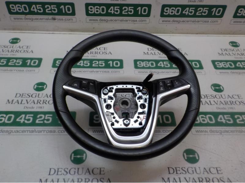 Recambio de volante para opel insignia berlina cosmo referencia OEM IAM   