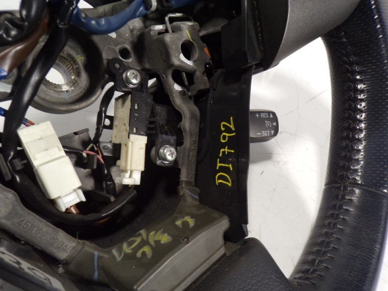 Recambio de volante para toyota rav 4 (a3) executive referencia OEM IAM 4510042190B0  