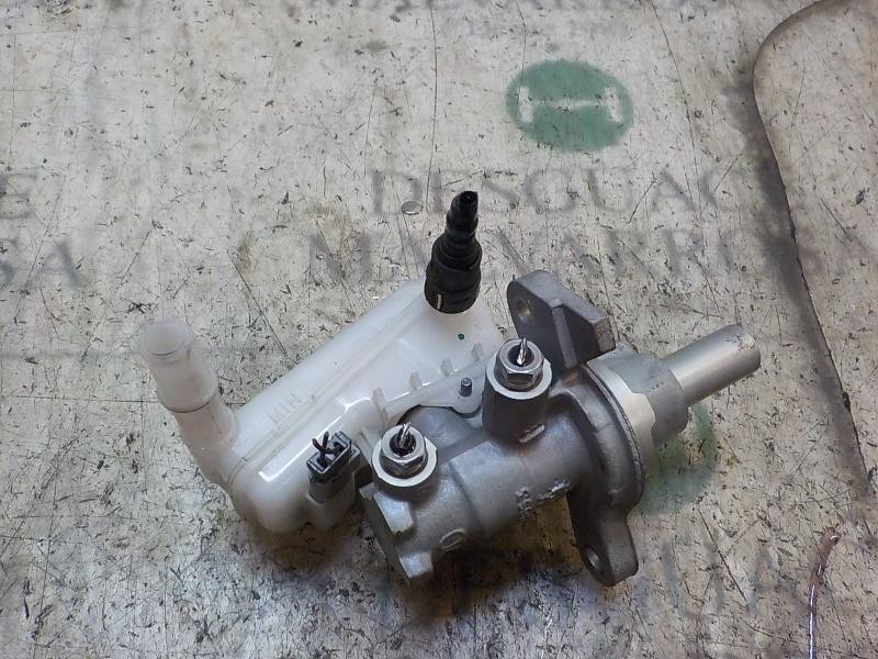 Recambio de bomba freno para ford fiesta (ccn) titanium referencia OEM IAM 1751664  