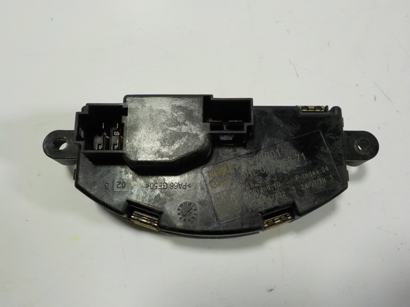Recambio de resistencia calefaccion para land rover range rover evoque evoque referencia OEM IAM LR115866 5HL01126671 