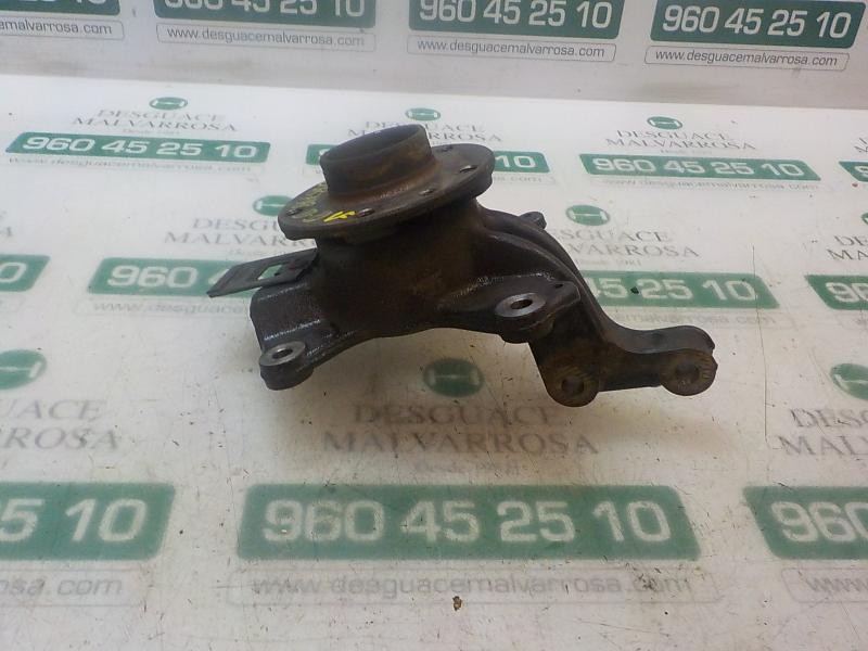 Recambio de mangueta delantera derecha para renault megane iii berlina 5 p business referencia OEM IAM   