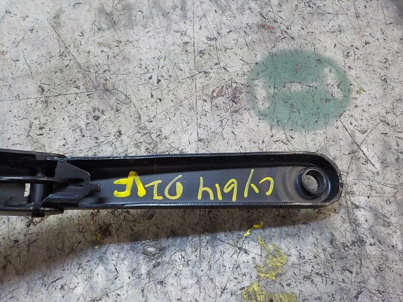 Recambio de brazo limpia delantero izquierdo para ford fiesta (ccn) titanium referencia OEM IAM 2026776  