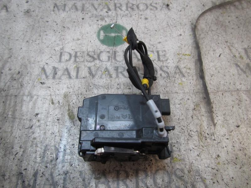 Recambio de cerradura puerta trasera derecha para peugeot 308 active referencia OEM IAM 9807954780  