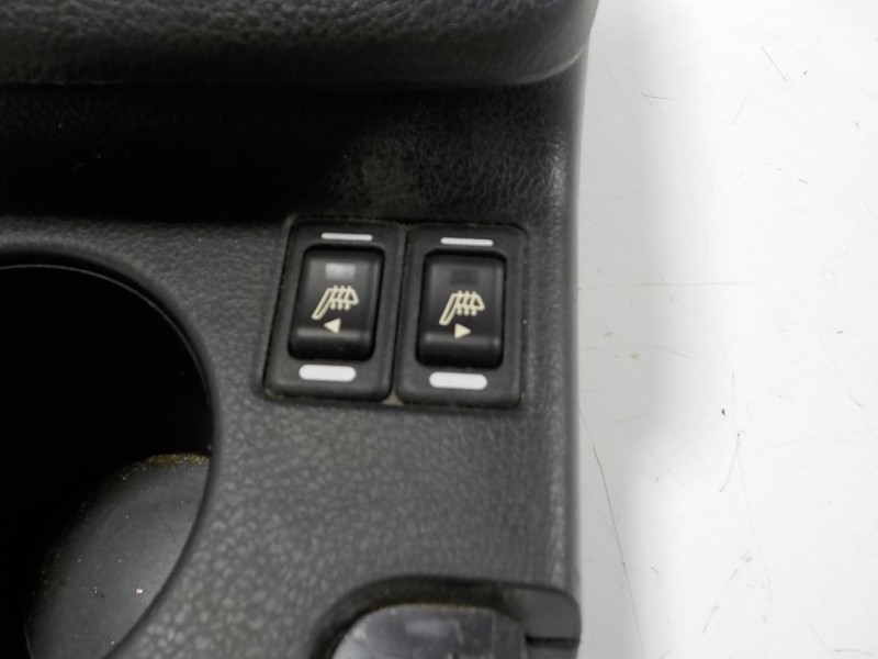 Recambio de apoyabrazos central para subaru xv advance referencia OEM IAM 92114FG000VH 92132FG050 92113AG010VH