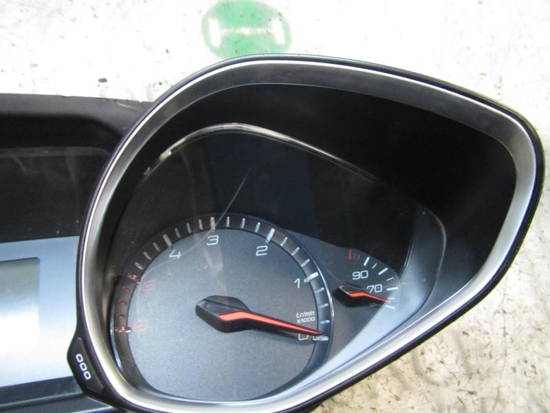 Recambio de cuadro instrumentos para peugeot 308 active referencia OEM IAM 9807588280 9807588280 