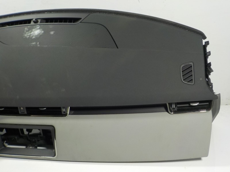 Recambio de salpicadero para land rover range rover evoque evoque referencia OEM IAM LR129264  K8D2044A74AC