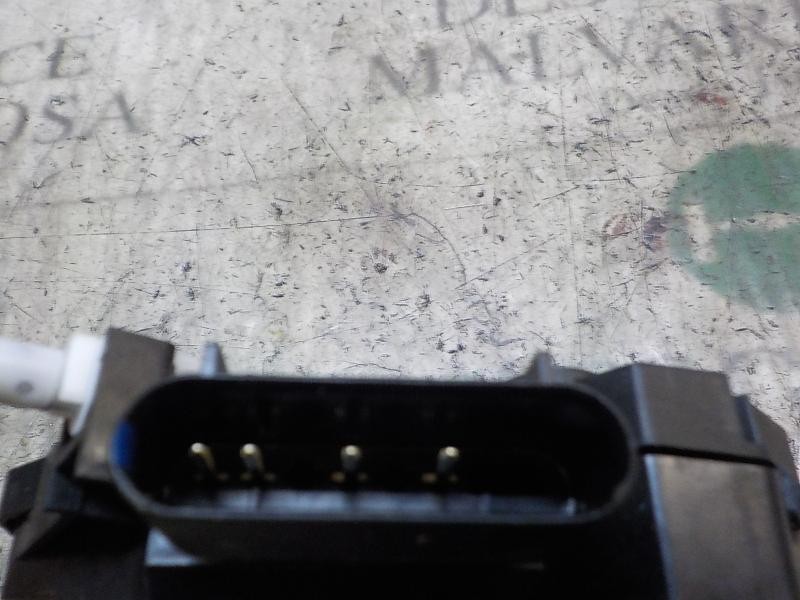 Recambio de cerradura puerta delantera derecha para ford fiesta (ccn) titanium referencia OEM IAM 2048282  