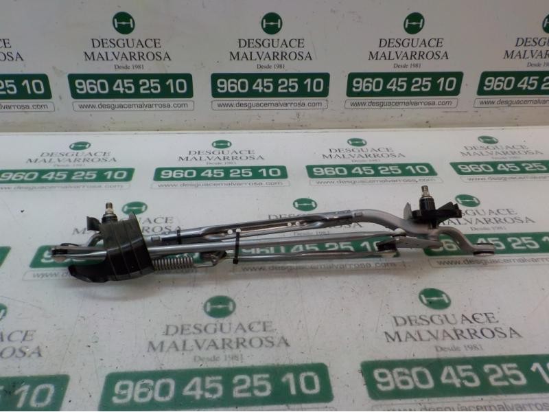 Recambio de articulacion limpia delantero para toyota rav4 hybrid fwd referencia OEM IAM 8515042240  