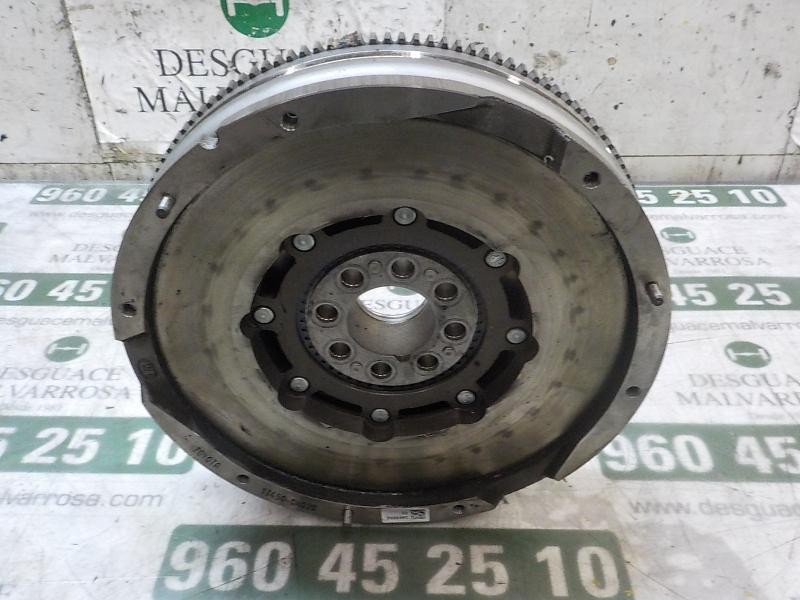 Recambio de volante motor para toyota verso 1.6 d-4d cat referencia OEM IAM 134500X021  