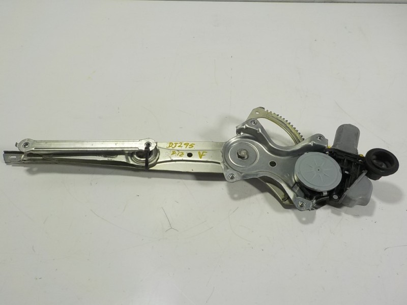 Recambio de elevalunas delantero izquierdo para lexus rx 450h referencia OEM IAM 6980248060 8572048100 0620202631