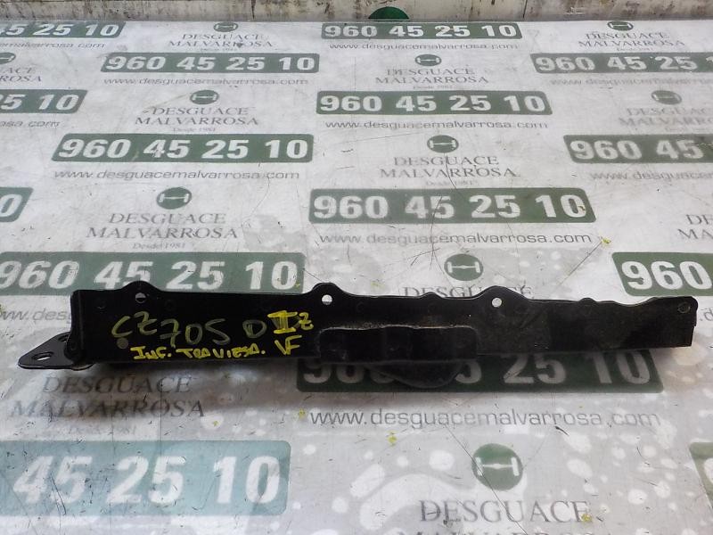 Recambio de travesaño inferior para toyota verso 1.6 d-4d cat referencia OEM IAM 5320402010  