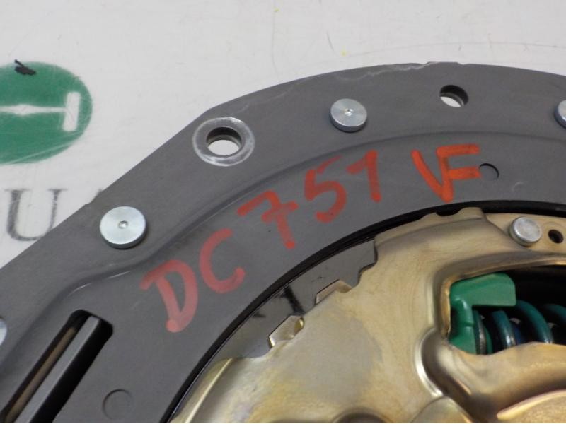 Recambio de kit embrague para toyota rav4 hybrid fwd referencia OEM IAM 3127033030 9A091365 9A091365