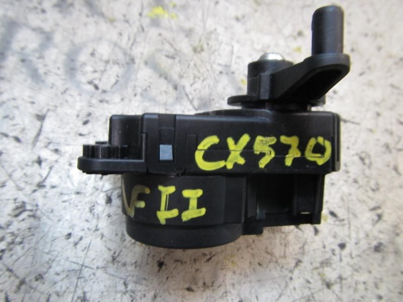 Recambio de motor apertura trampillas climatizador para peugeot 308 active referencia OEM IAM 6479E1 Z5509001 Z5509001