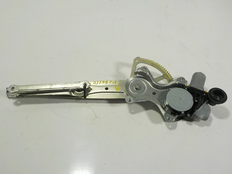 Recambio de elevalunas trasero izquierdo para lexus rx 450h referencia OEM IAM 6980248070 8572048090 0620201422