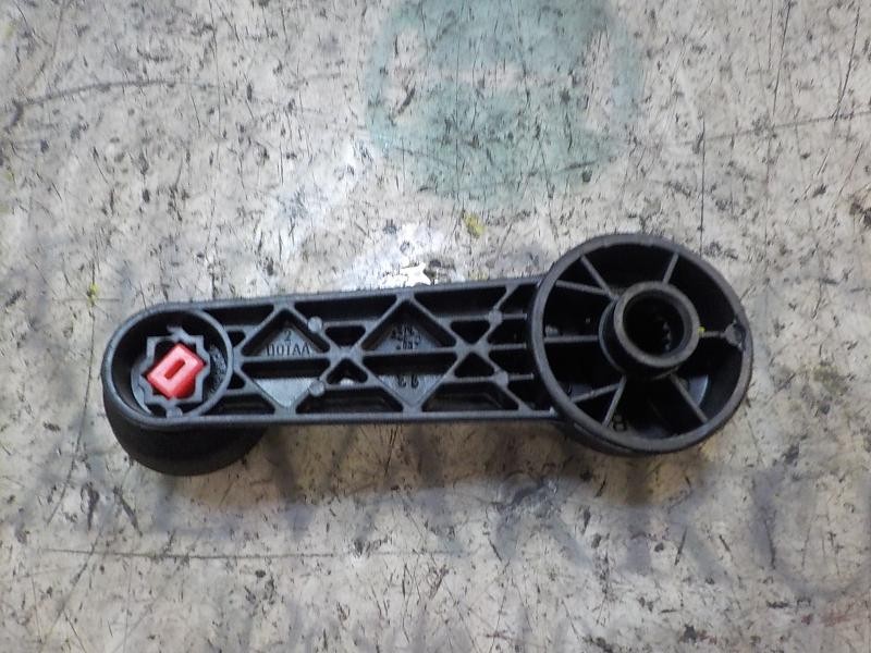 Recambio de maneta elevalunas trasera izquierda para ford fiesta (ccn) titanium referencia OEM IAM 1197838  