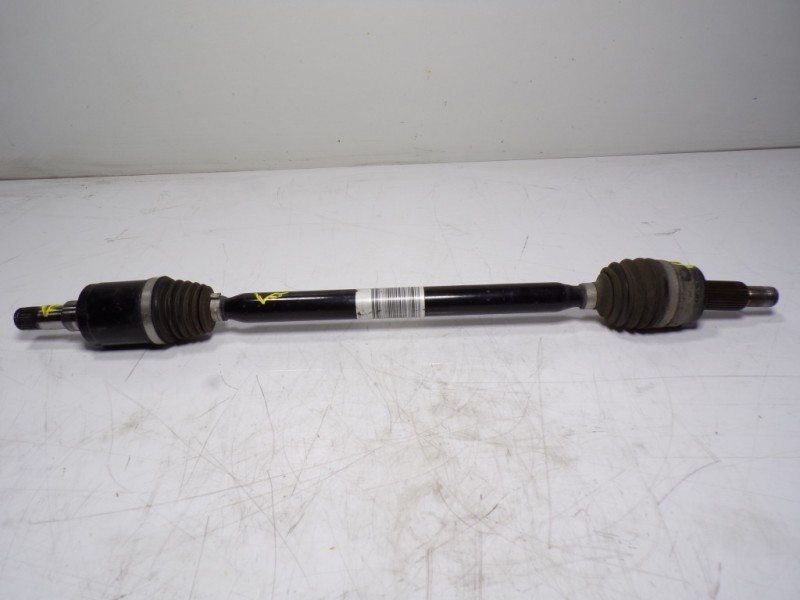 Recambio de transmision trasera derecha para land rover range rover evoque evoque referencia OEM IAM LR133241 K8D24K138AC K8D24K