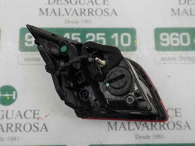 Recambio de piloto trasero derecho interior para peugeot 308 active referencia OEM IAM 9677818280 9677818280 